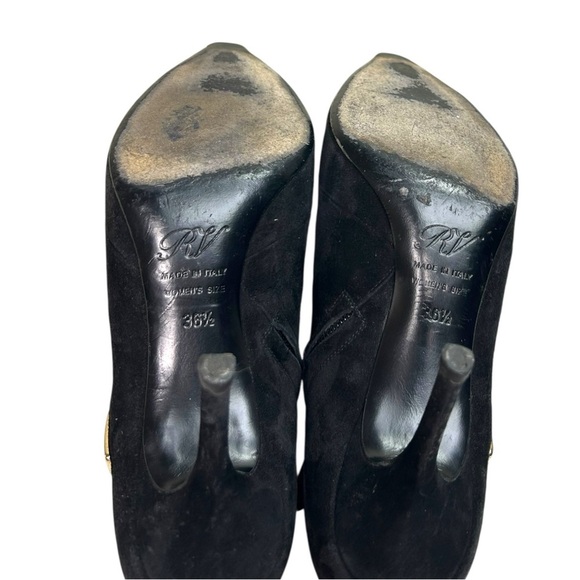 Roger Vivier - Women’s Suede Pointed Toe Bootie - Black, Size 36.5 IT, 6.5 US - Picture 13 of 16